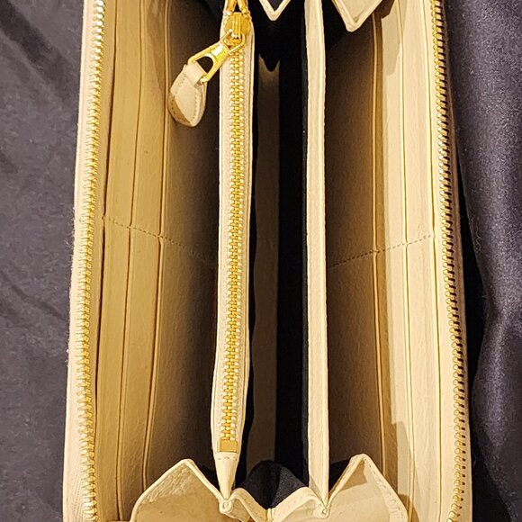 Excellent Balenciaga Continental Zip around Wallet Creamy Off White Leather - Picture 3 of 11